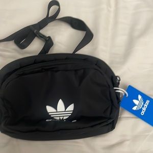 ADIDAS FANNY PACK/CROSSBODY BAG